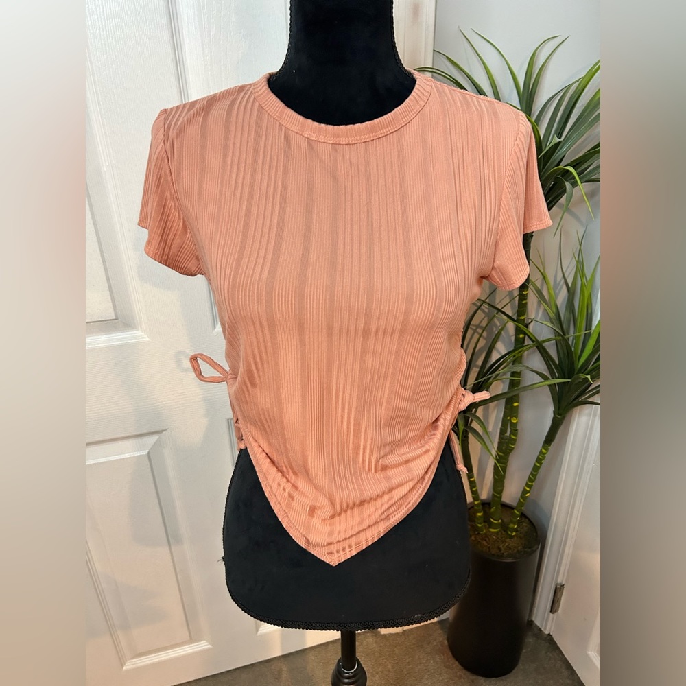 Peach Ruched Crop Top Tie Side Ribbed Tee Size L